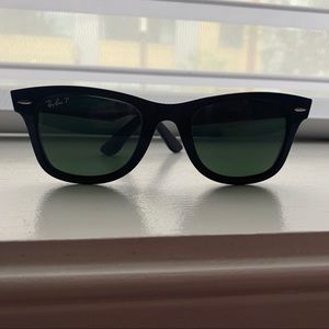 Ray-Ban Polarized Wayfarer
